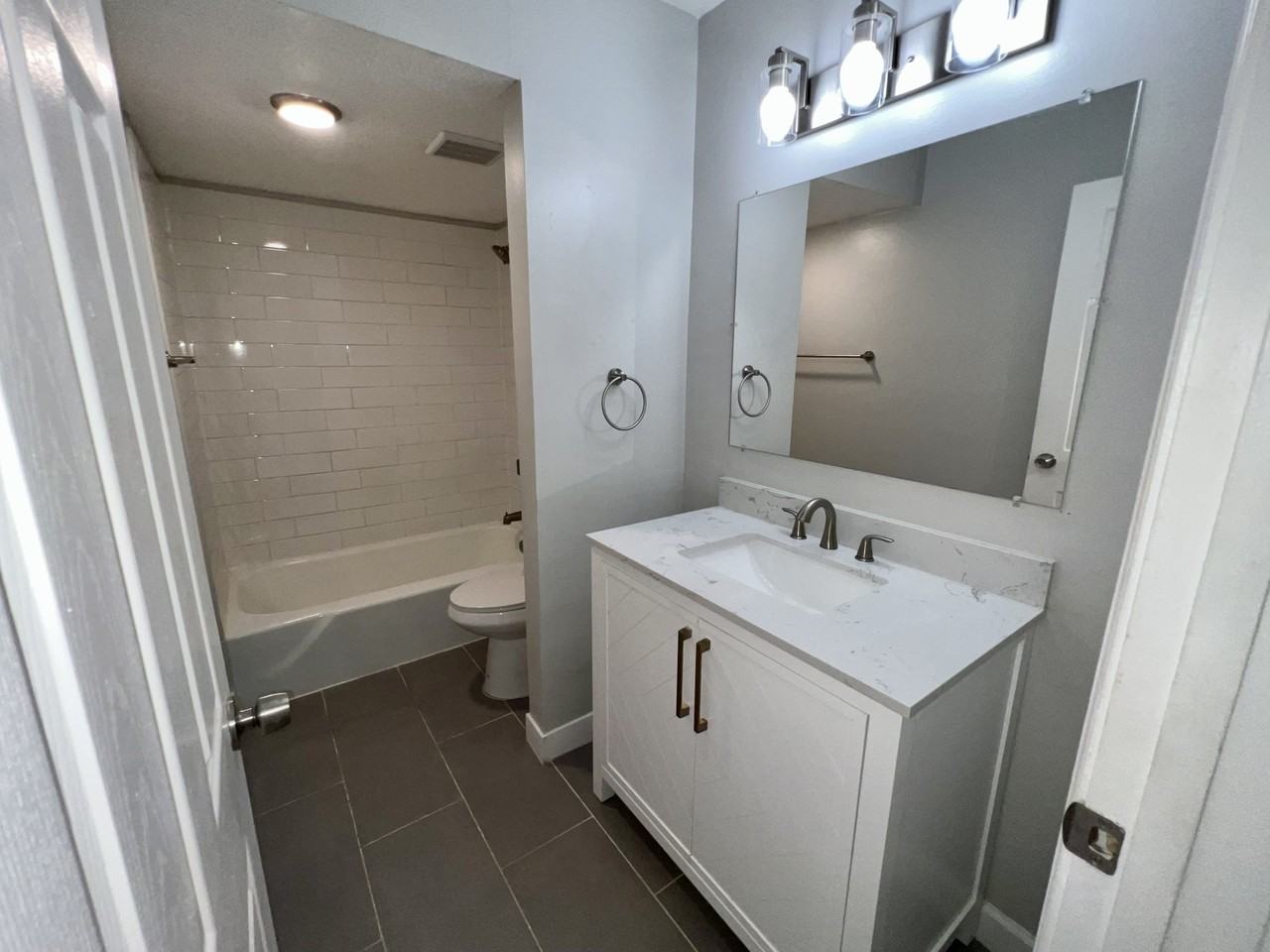 Horner Avenue - Photo 4 of 13