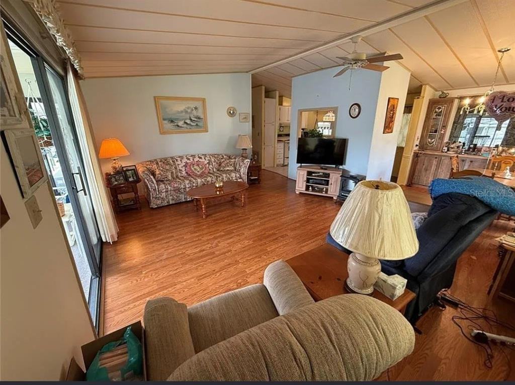 1532 W Schwartz Blvd #1532 - Photo 5 of 8