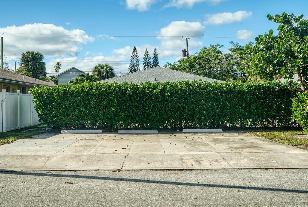 915 S N St #915 - Photo 3 of 24