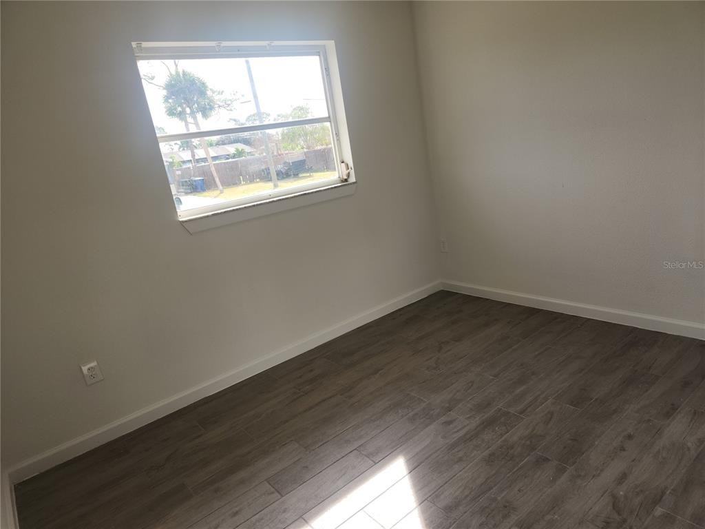 1140 Queen Rd #1140 - Photo 4 of 17