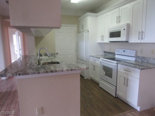 11480 Villa Grand #11480-117 - Photo 3 of 20