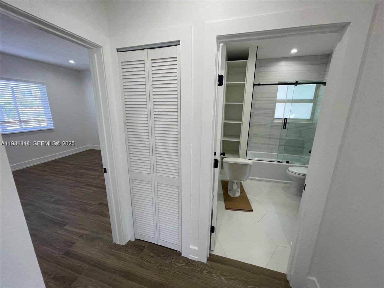 1051 Sw 8th Ave #1051-1051 - Photo 2 of 15