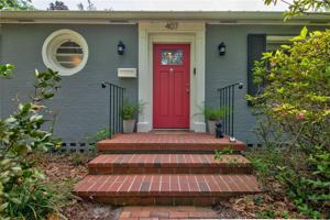 featured image of 407 Ne 8th St #407