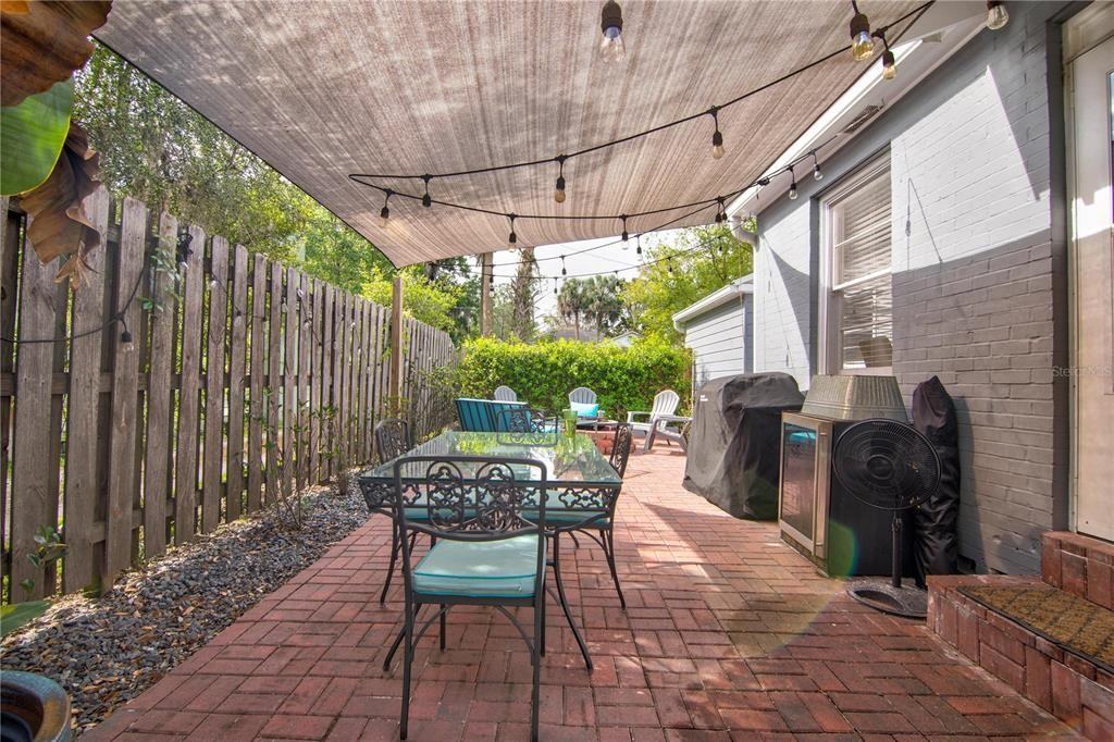 407 Ne 8th St #407 - Photo 6 of 32