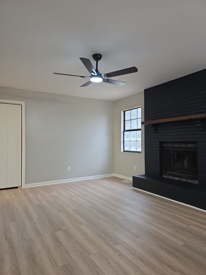 3011 Deerfield Rd Nw #1 - Photo 5 of 21