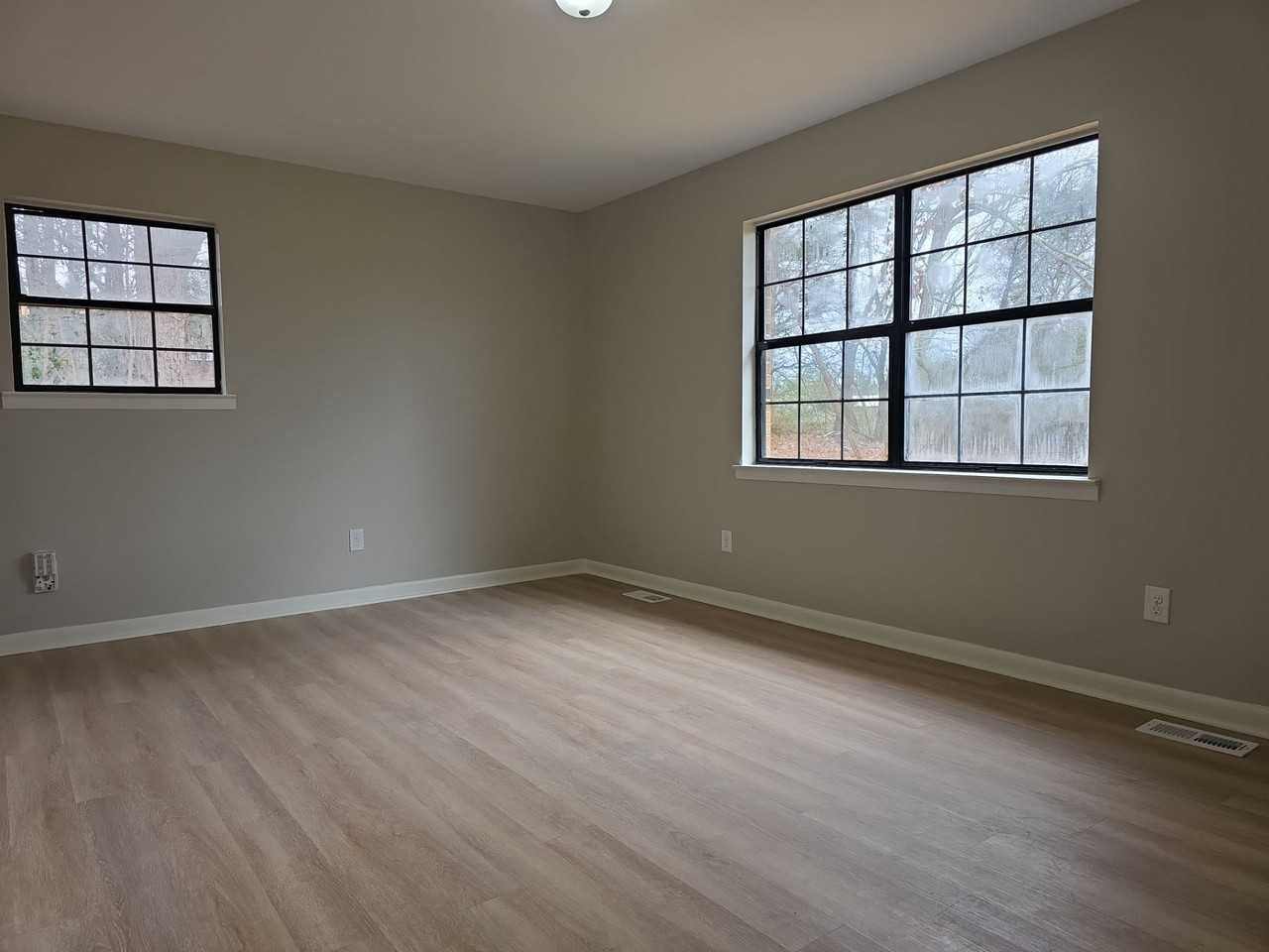 3011 Deerfield Rd Nw #1 - Photo 6 of 21