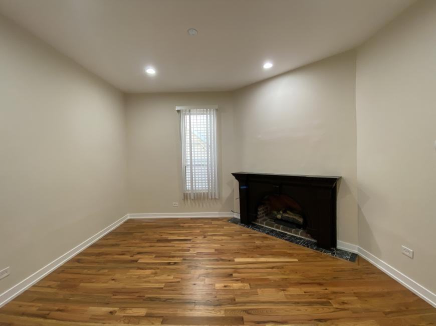 2986 N Elston Ave - Photo 5 of 10