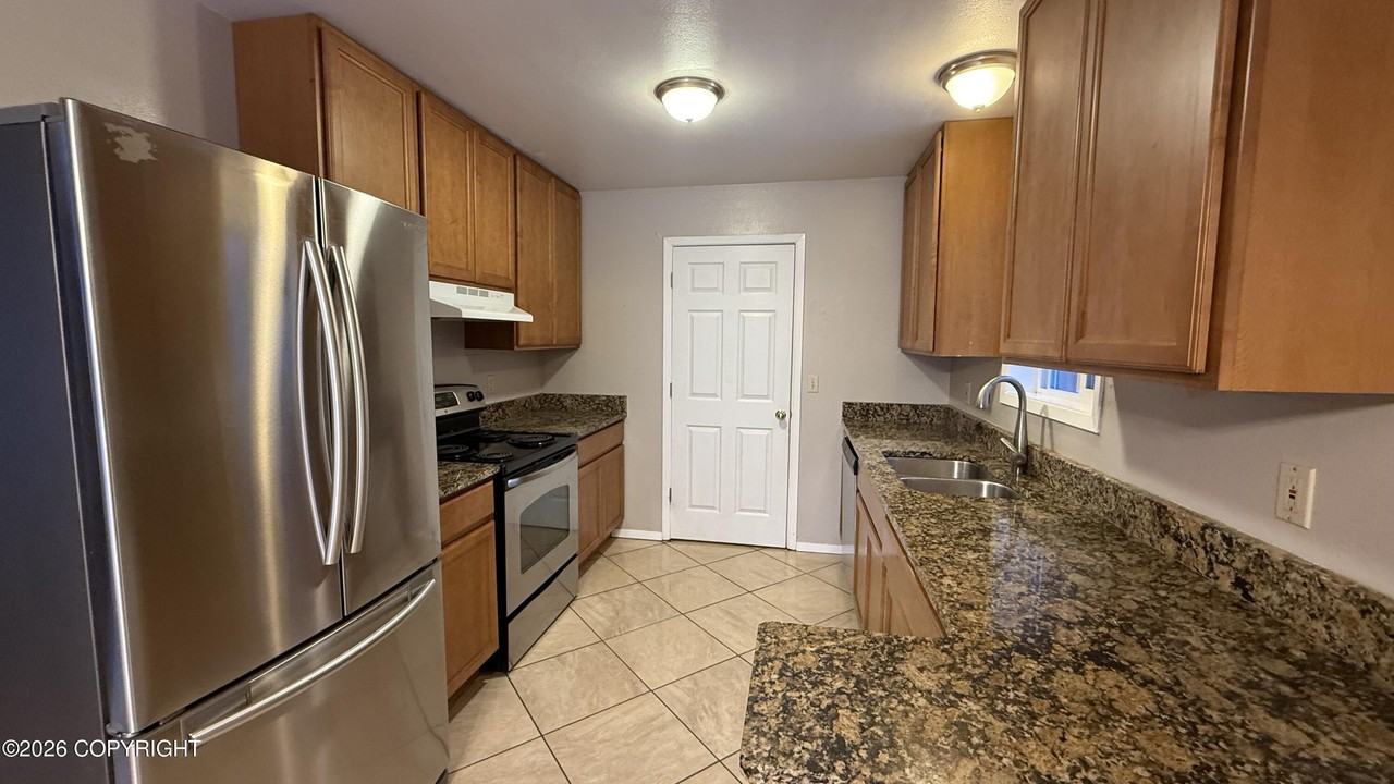 7720 Randamar Cir - Photo 7 of 16