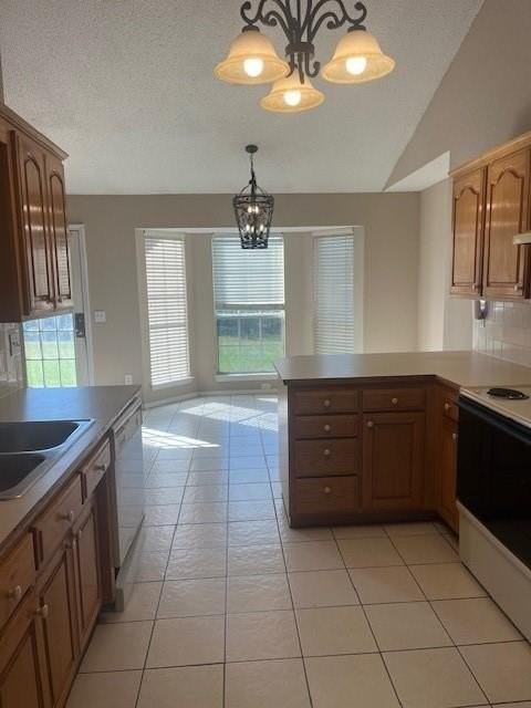 1504 Se 21st St - Photo 4 of 10