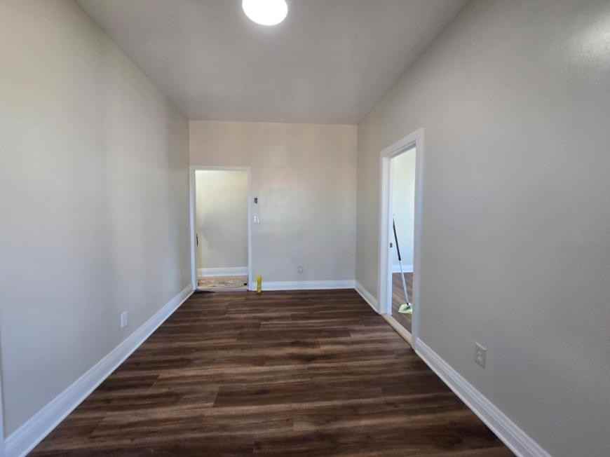 754 Park Pl - Photo 2 of 6