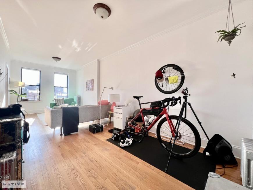 159 Milton St - Photo 3 of 10