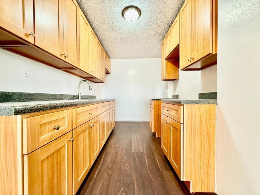 880 Colgate Ave - Photo 6 of 10