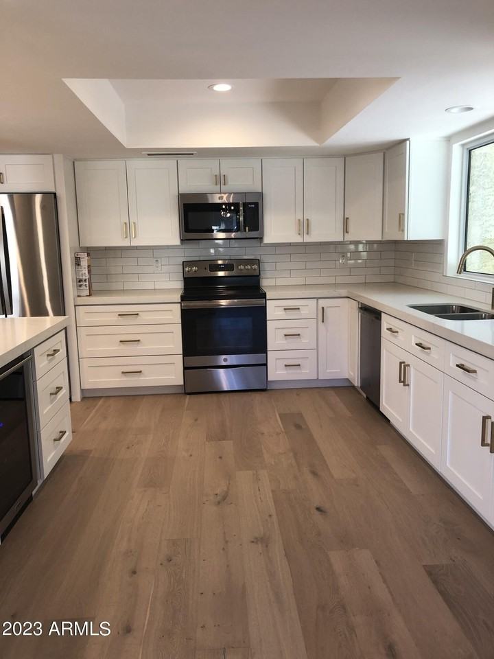 8330 E San Benito Dr - Photo 4 of 17