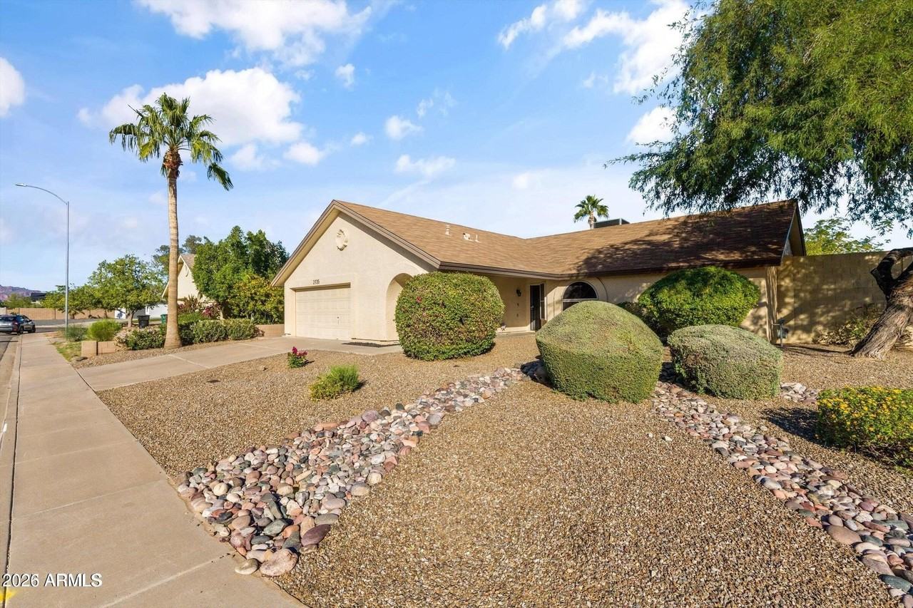 2735 N Diego Cir - Photo 4 of 35