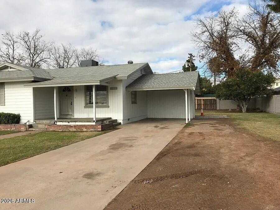 8238 W Monroe St - Photo 6 of 31