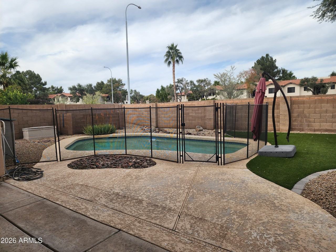 4790 W Tulsa St - Photo 3 of 30