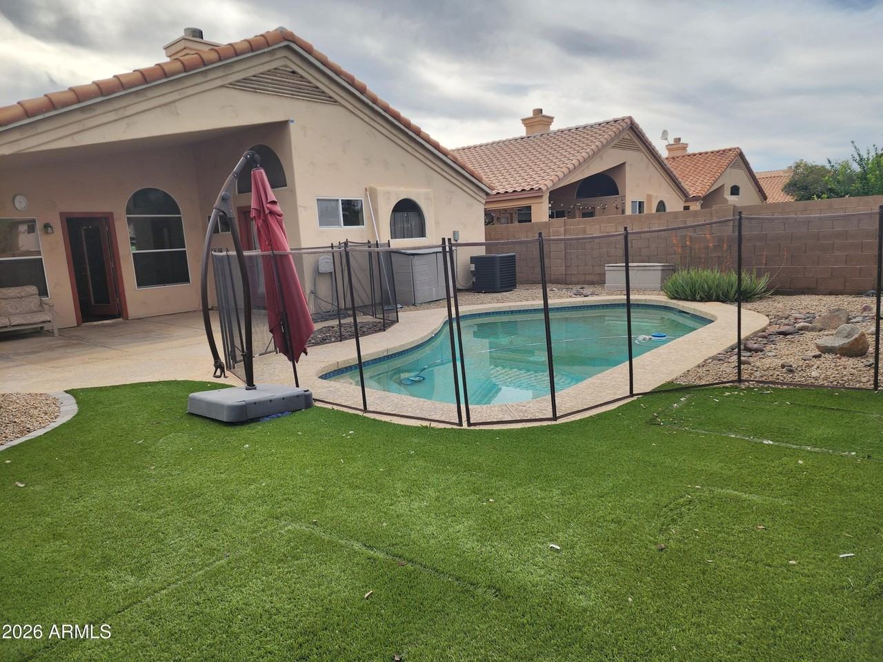 4790 W Tulsa St - Photo 4 of 30