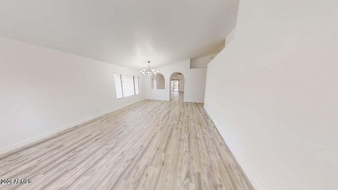 4445 E Meadow Dr - Photo 2 of 41