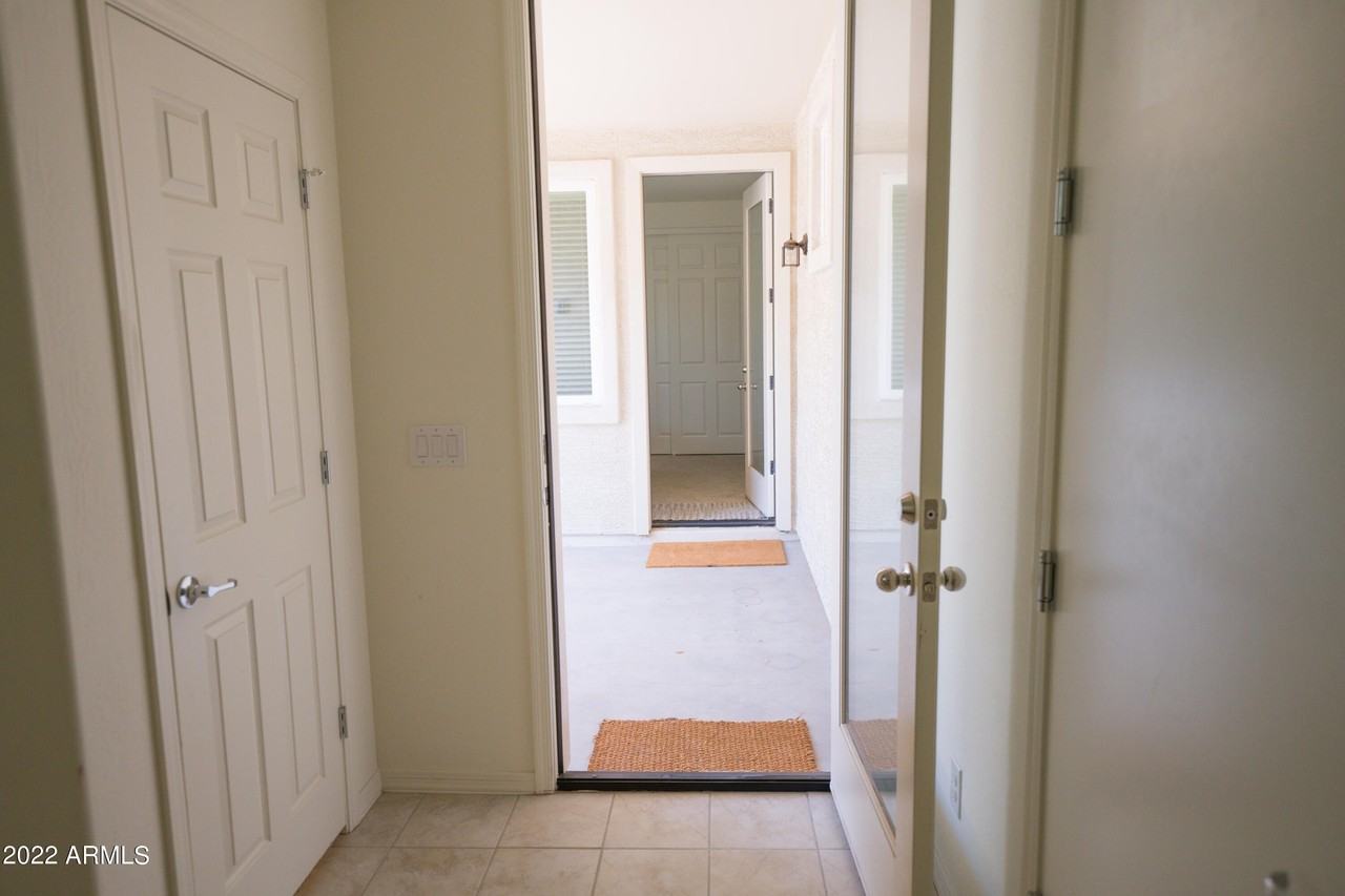 1218 S Sunset Dr - Photo 6 of 45