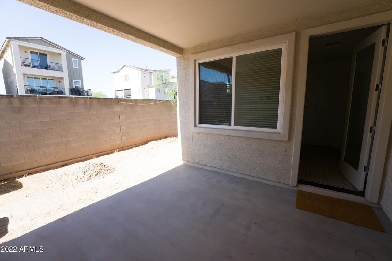 1218 S Sunset Dr - Photo 7 of 45