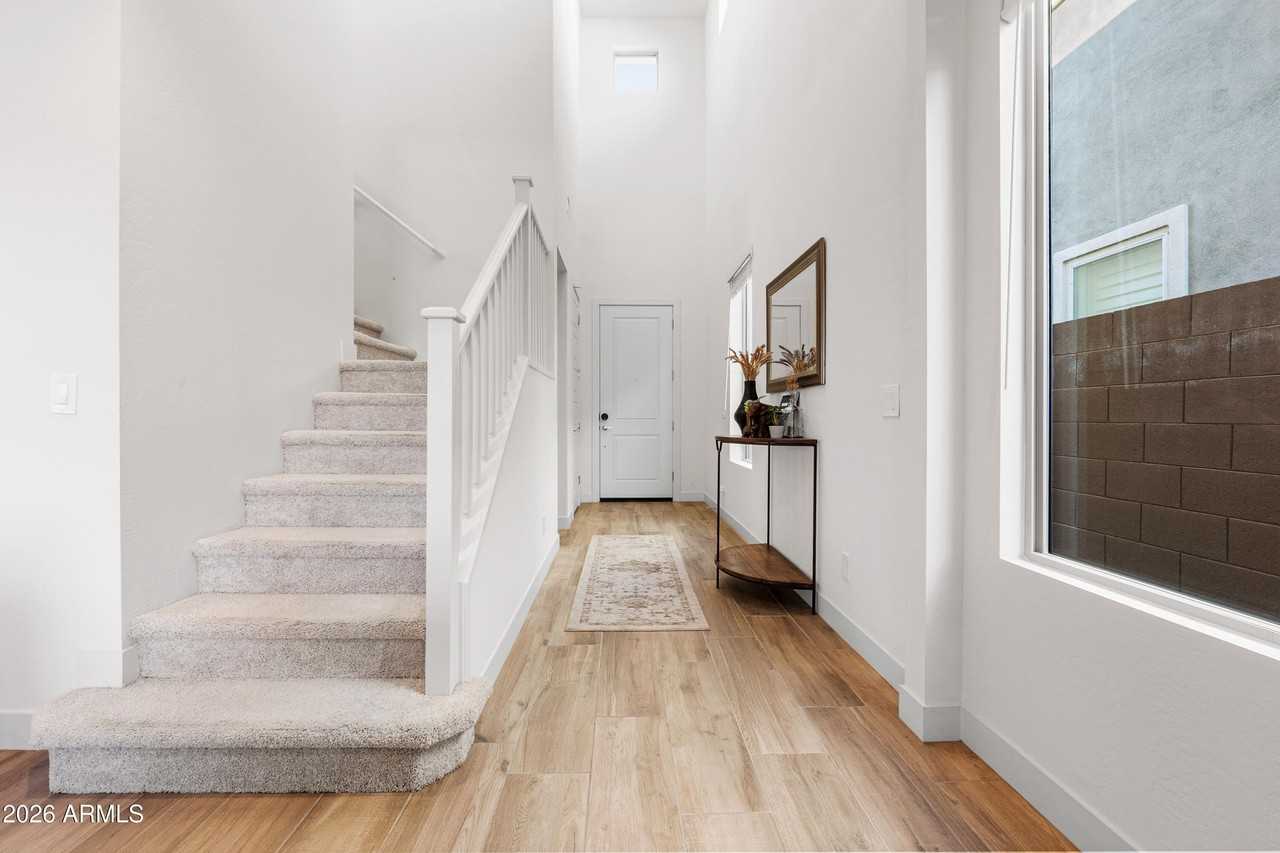 21927 N 31st Pl - Photo 6 of 18