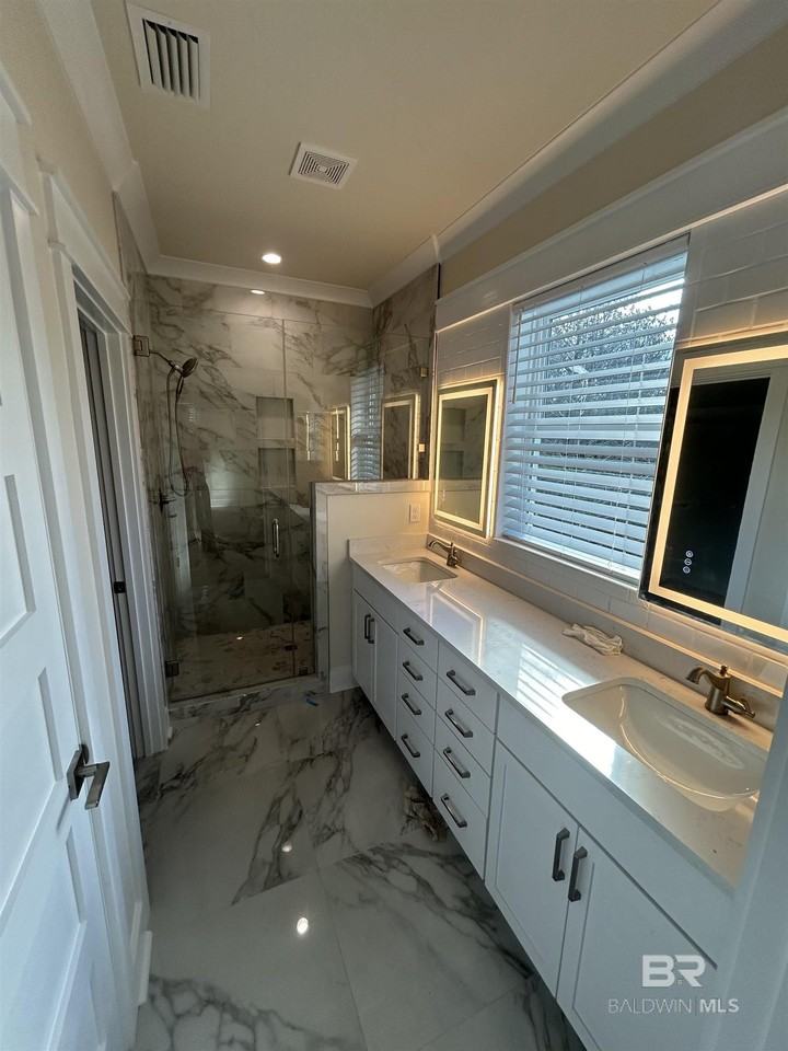 5126 Pine Rd - Photo 5 of 16