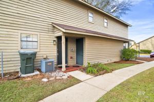 featured image of 200 Parma Dr #O5