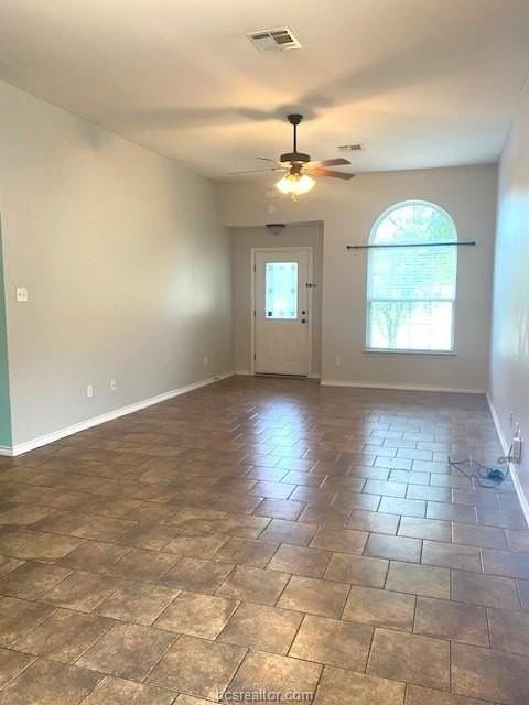 6807 Appomattox Dr - Photo 2 of 12