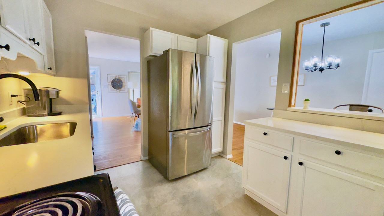 W Maynard Ave - Photo 3 of 9