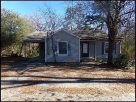 featured image of 14819 Arch St