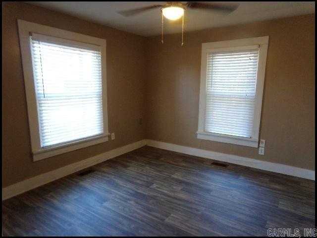 14819 Arch St - Photo 5 of 16