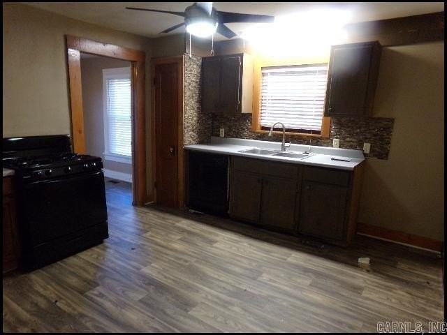 14819 Arch St - Photo 7 of 16