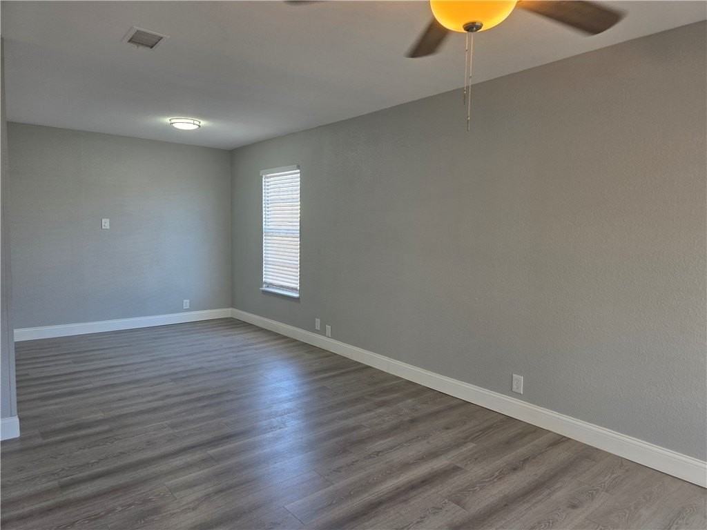 5409 Wharton St - Photo 2 of 36