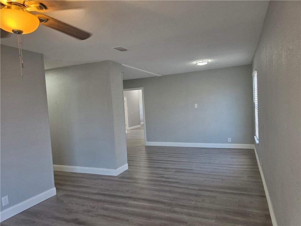 5409 Wharton St - Photo 3 of 36