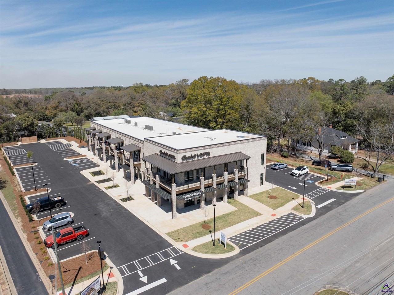 1009 Northside Dr - Photo 2 of 43