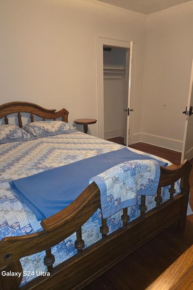 E 61st St - Photo 7 of 9