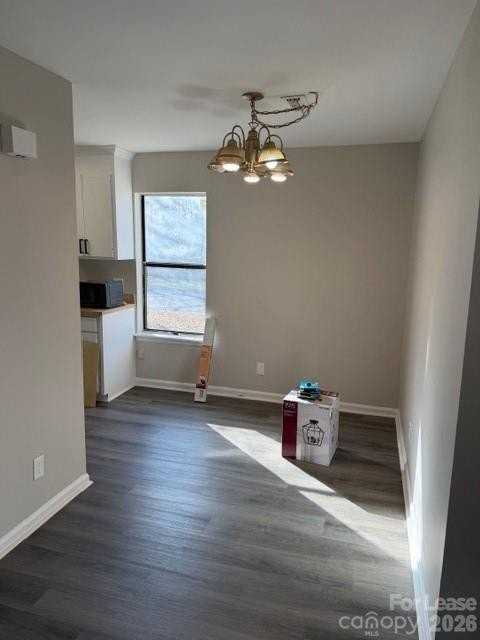 6827 Delta Lake Dr - Photo 5 of 11