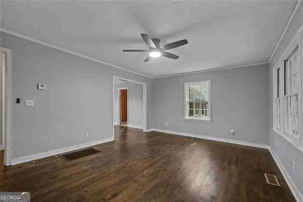 725 Matilda Pl Nw - Photo 3 of 28