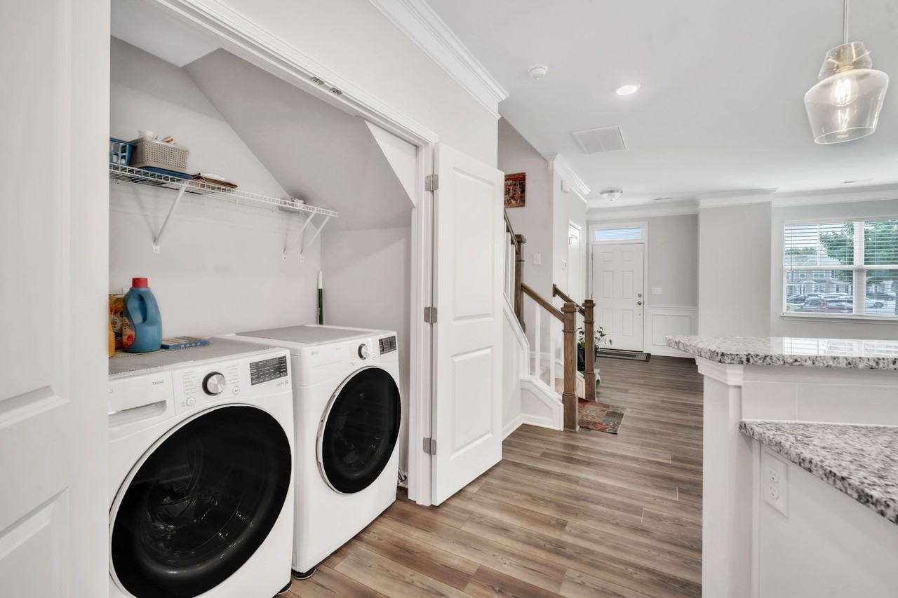 351 Intrepid Ct #1 - Photo 7 of 27