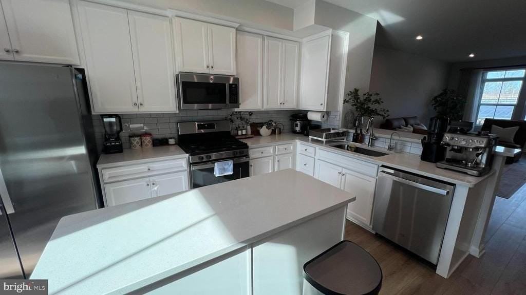 11 Sidney Ln - Photo 7 of 31