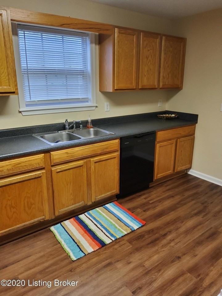 274 7th Ave - Photo 5 of 13