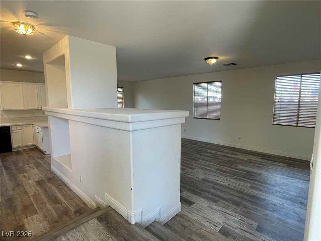 5755 Field Breeze St - Photo 4 of 27