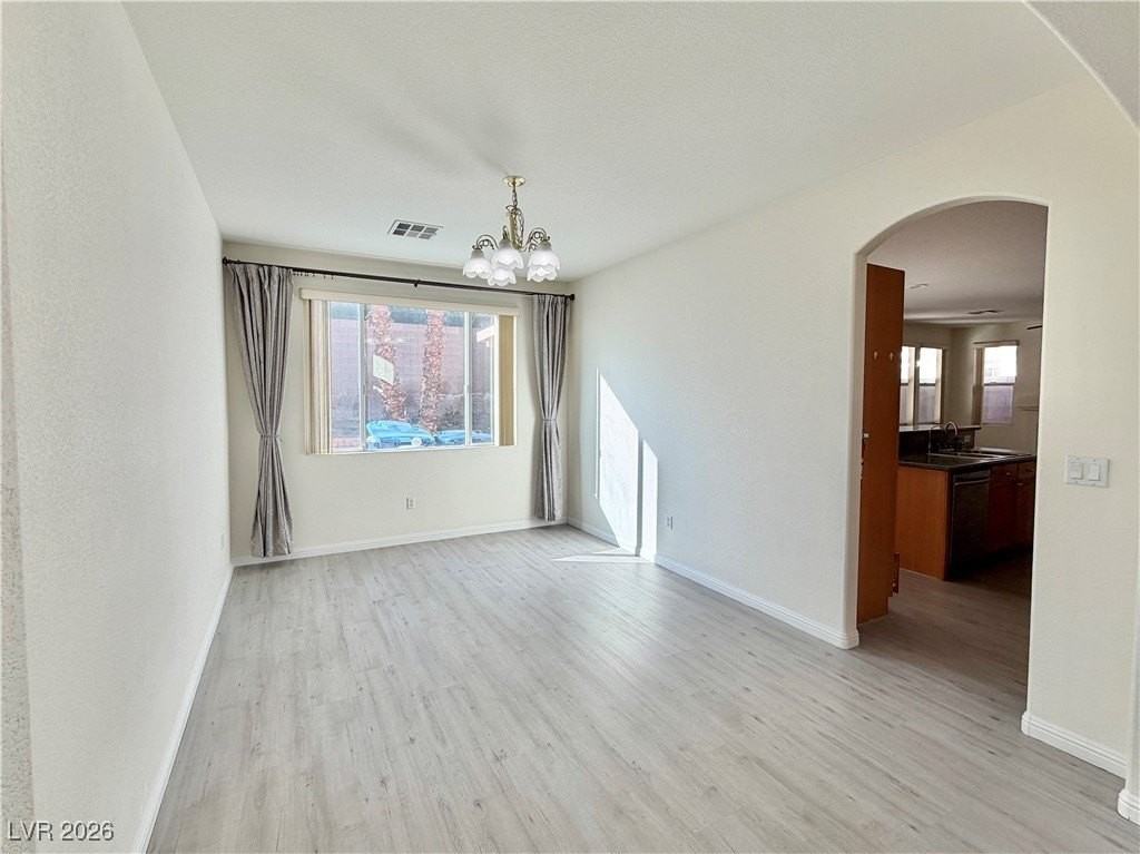 3889 Palm Island Ct - Photo 3 of 38