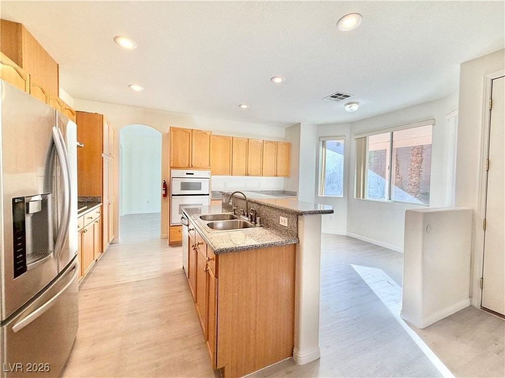 3889 Palm Island Ct - Photo 5 of 38