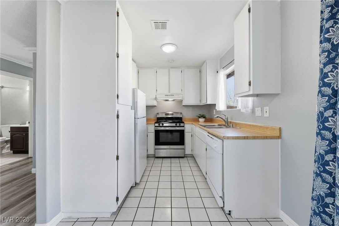 251 Meyers Ave - Photo 6 of 19