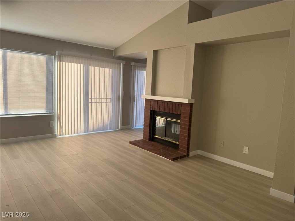 7447 Palermo Ave - Photo 7 of 26