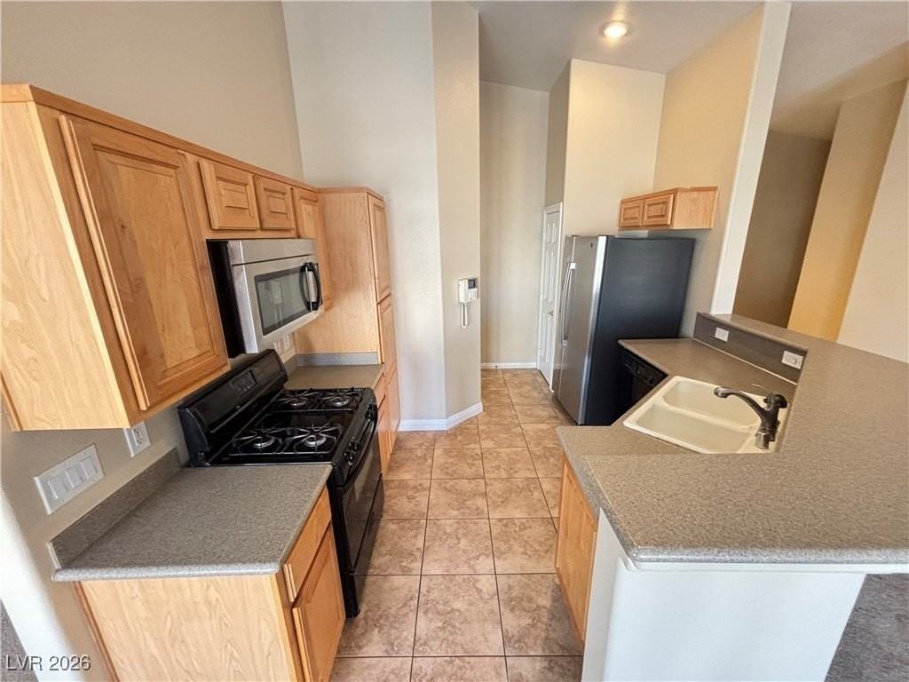 9125 Goose Lake Way #101 - Photo 6 of 39