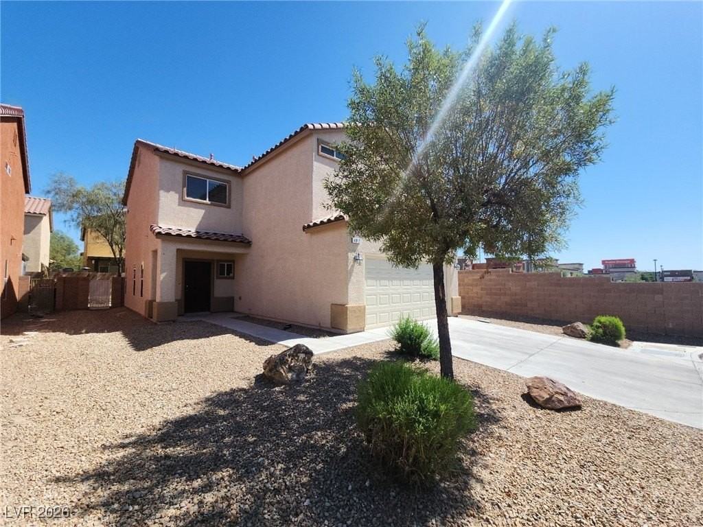 4912 Crusoe Creek Ct - Photo 3 of 46