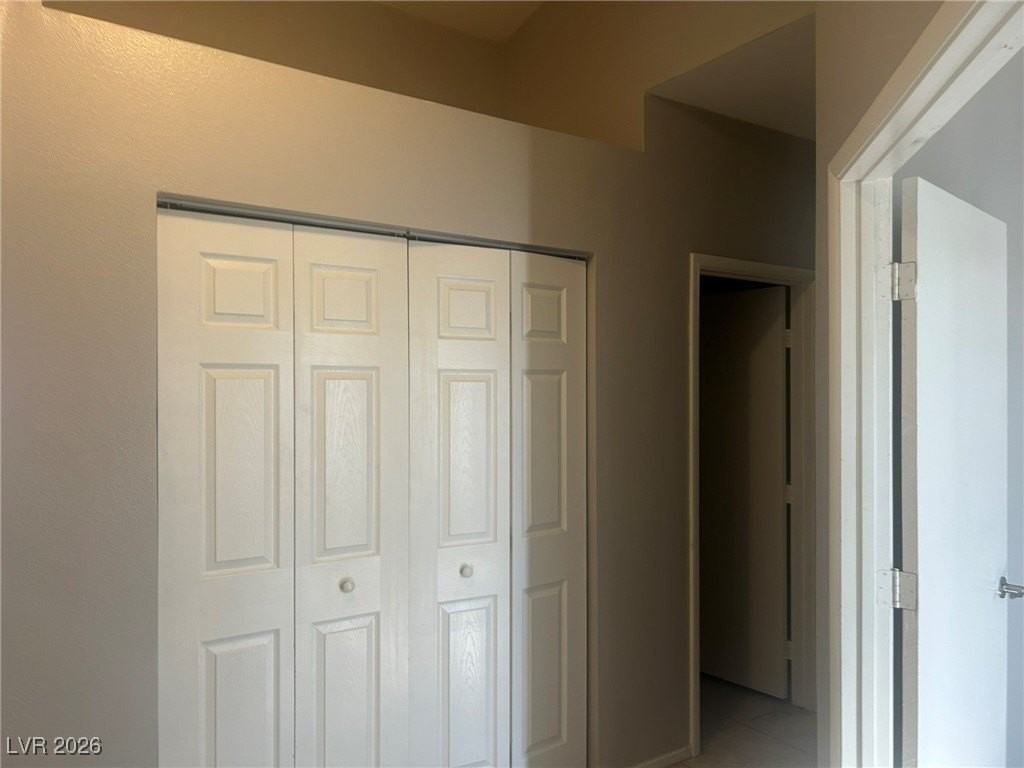 948 Chaps Cir - Photo 3 of 29