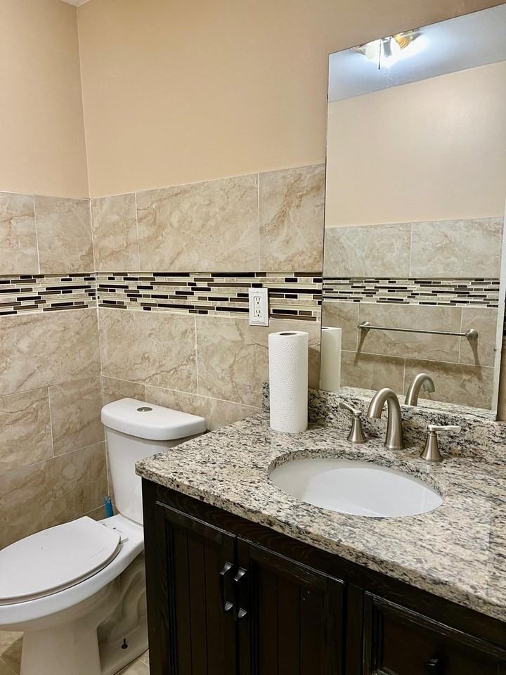 3514 Spruce St - Photo 6 of 15